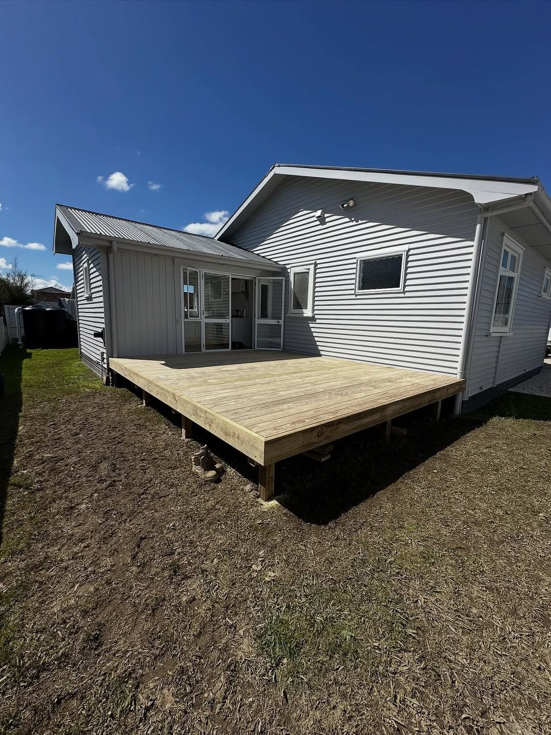Summer-ready deck in Hamilton — image 3