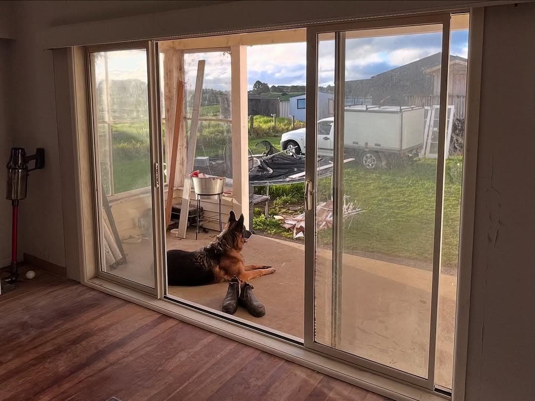 Aluminium door, warm-home upgrade — image 3